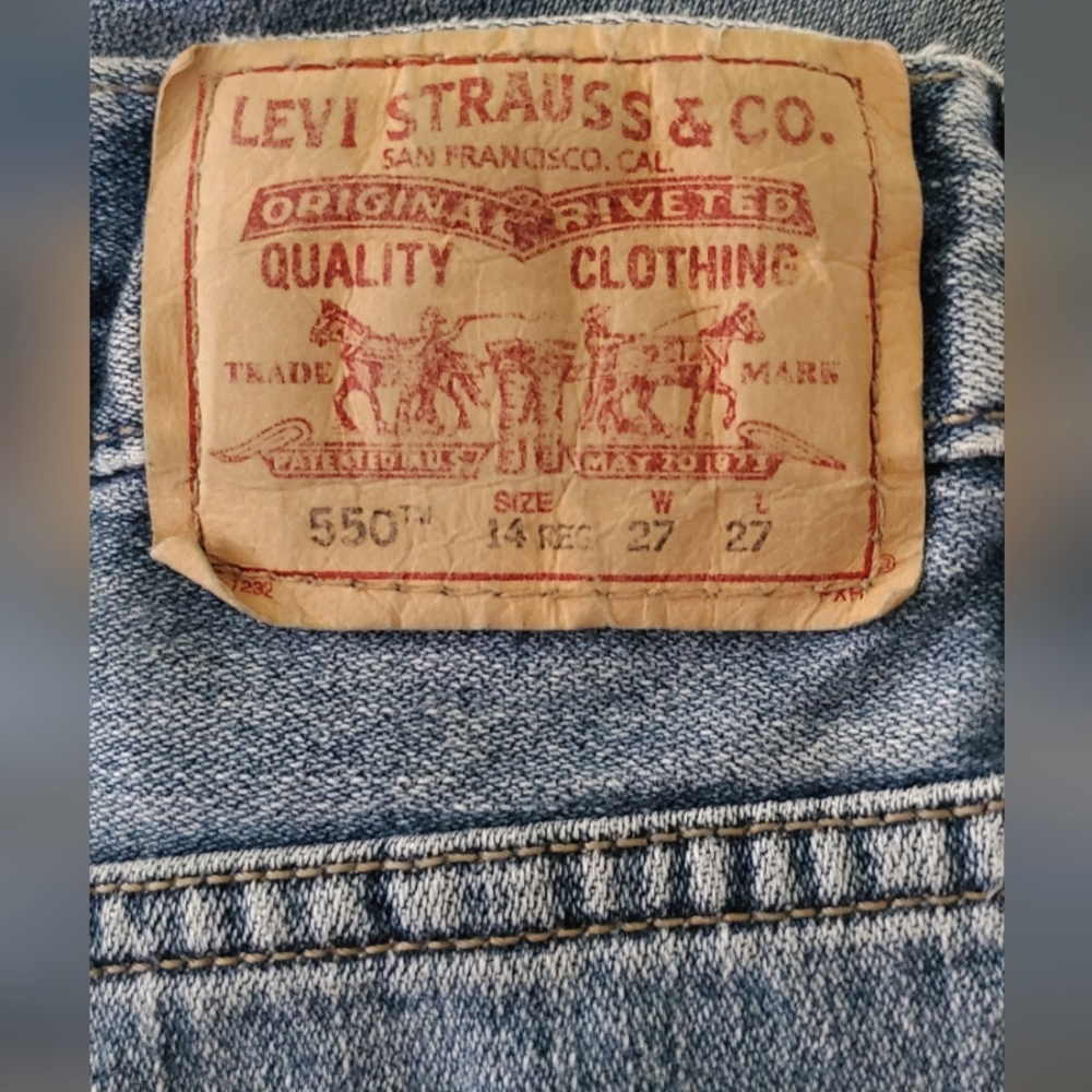 Boy's Levi's 550 Relaxed Fit Jeans EUC